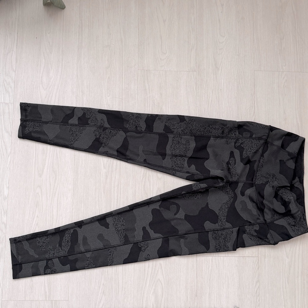 North Face Leggings Camo Print Side pockets